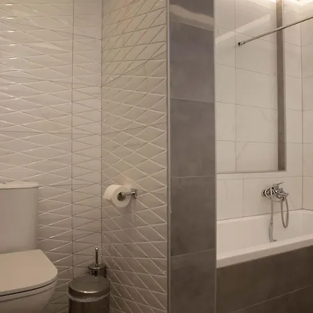 The Back Yard * Kardamena (Kos)