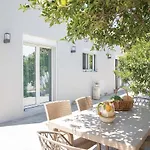 The Back Yard Kardamena (Kos)